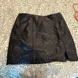 Forever 21 Mini Skirt in Classic Black